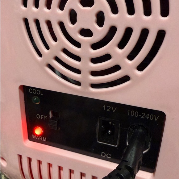 Compact Pink Mini Fridge - Picture 3 of 6